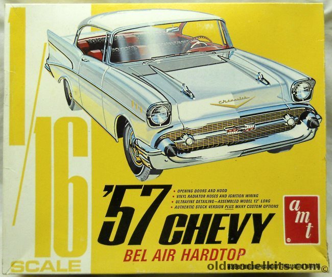AMT 1/16 1957 Chevrolet Bel Air 2 Door Hardtop, T841 plastic model kit